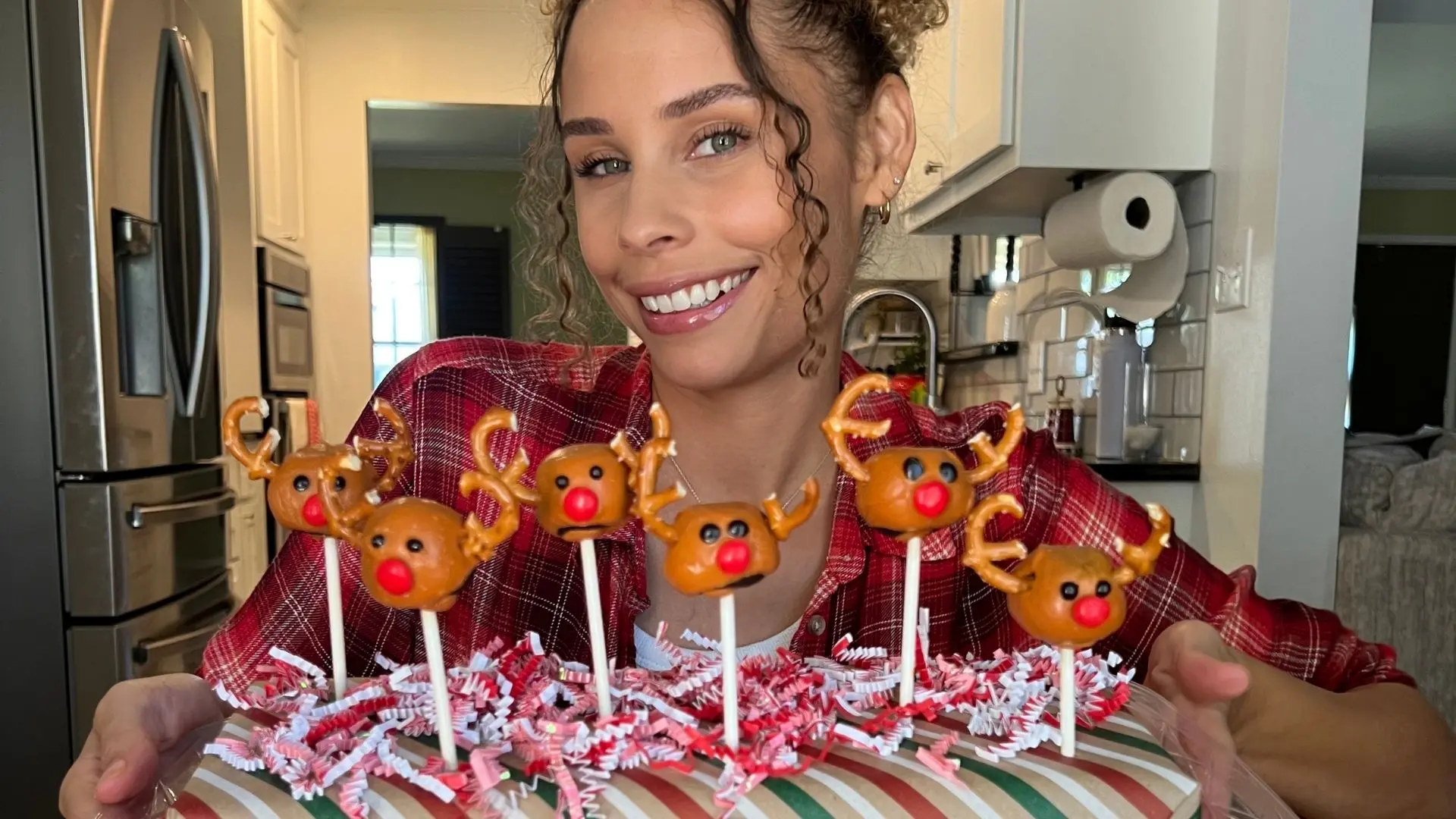 Reindeer Cake Pops