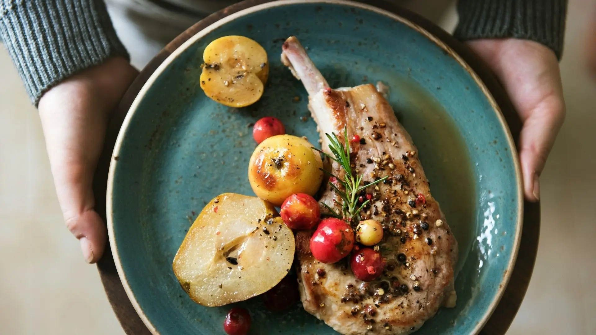 Honey Mustard Skillet Pork Chops